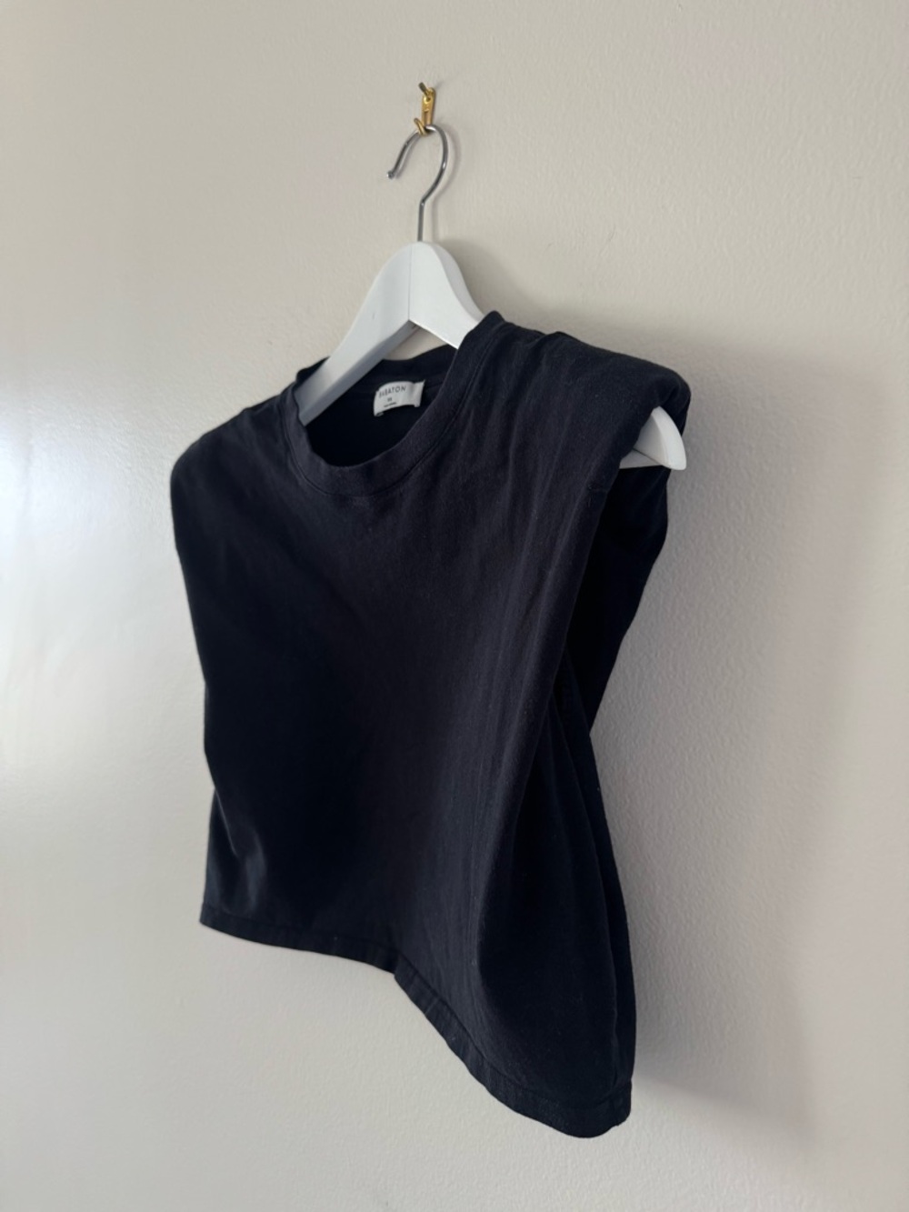 Aritzia Babaton: Black Sleeveless Muscle Tee with shoulder pads